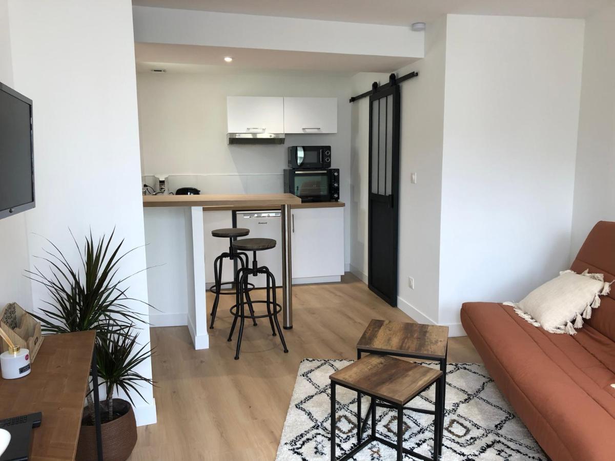 Terra Studio Cosy Et Calme Proche Du Centre Avec Parking Tv Et Wifi La Rochelle  Exterior photo