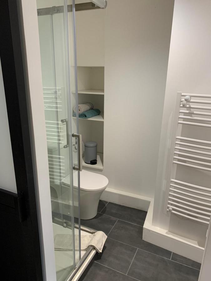 Terra Studio Cosy Et Calme Proche Du Centre Avec Parking Tv Et Wifi La Rochelle  Exterior photo